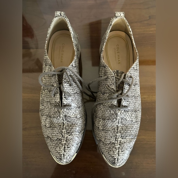 Cole Haan Shoes - Cole Haan Women's Snake Skin Textured Black Lace-Up Flats